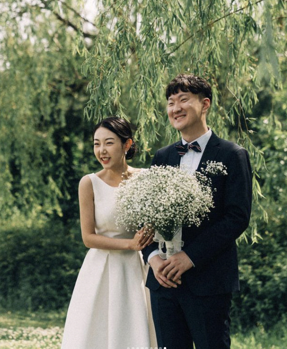 15기 옥순♥광수, 그림 같은 웨딩화보 공개 "방송에 손만 나올 줄이야"