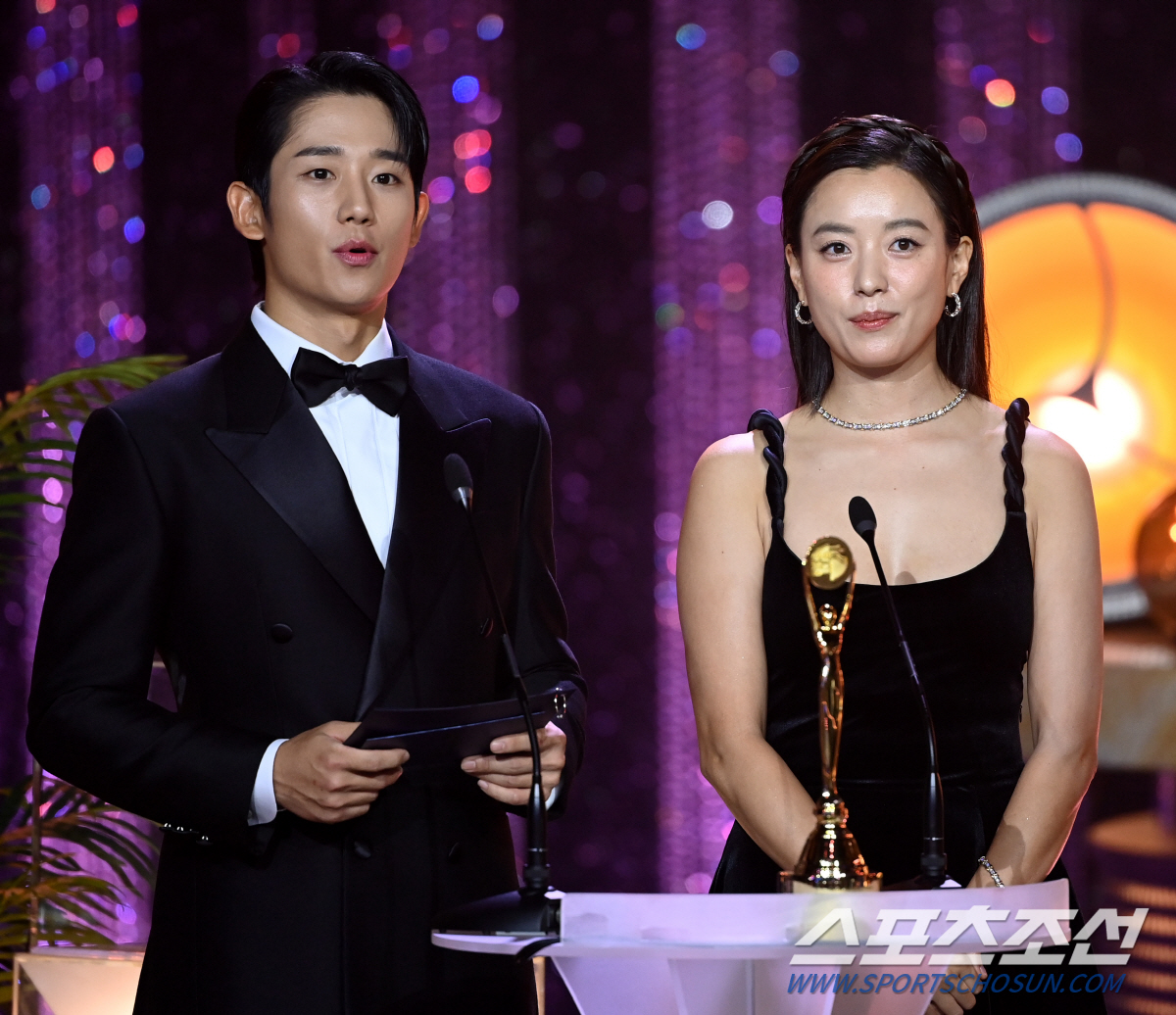 [BSA 비하인드③] 이정재 '아빠 미소'→한효주 '긍정 에너지'..시상…