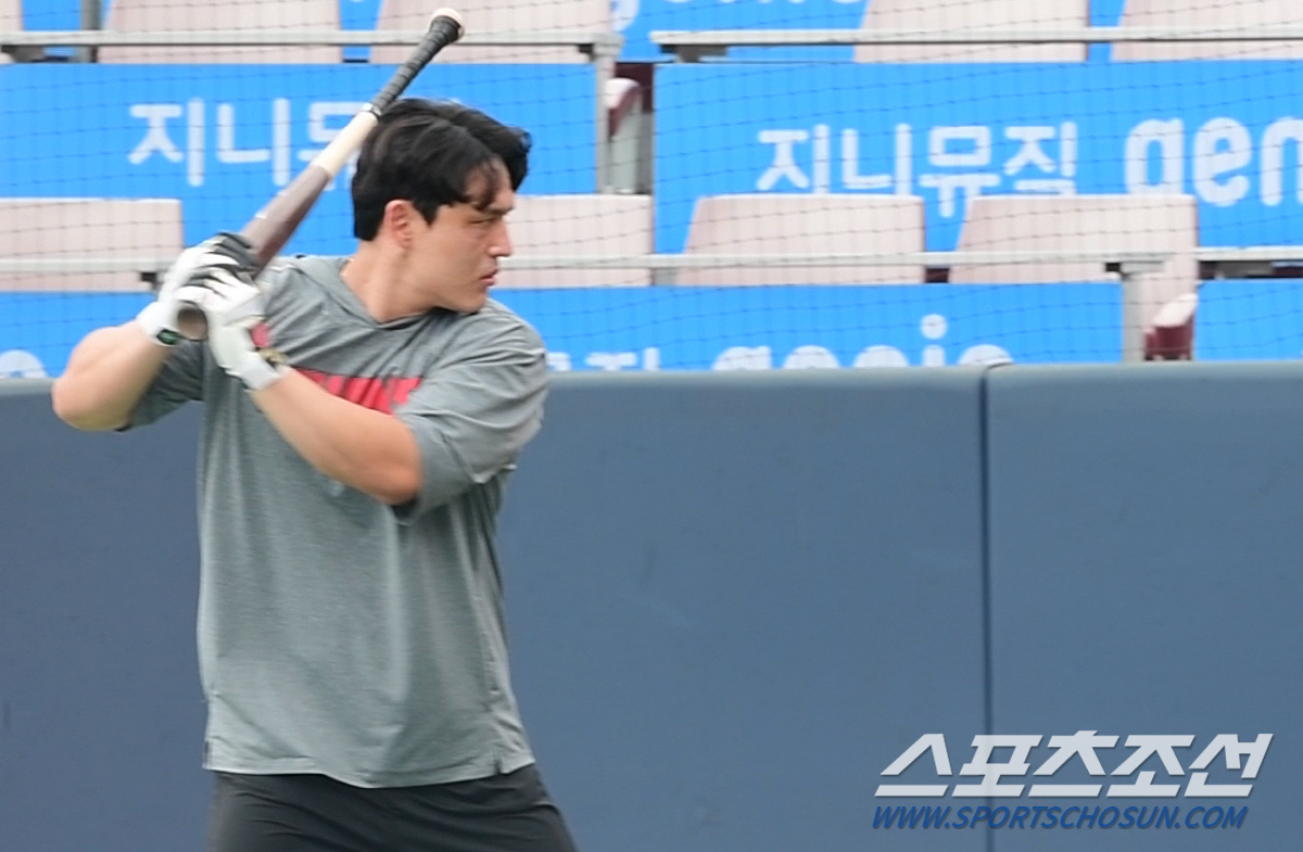 '4연패 중 1할대 타율' 박동원 '배트 거꾸로 쥐고 테니스공 부터 공략…