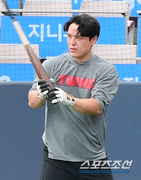 '4연패 중 1할대 타율' 박동원 '배트 거꾸로 쥐고 테니스공 부터 공략…