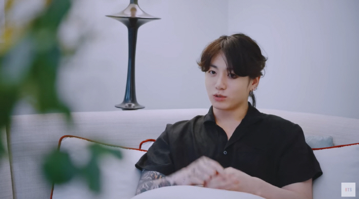 BTS 정국 "가요·팝 넘나드는 유일무이한 가수가 되고파" [종합]
