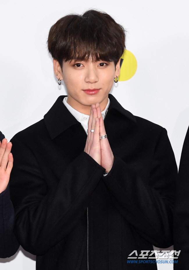 [단독]BTS 정국, '인기가요' 출격…'Seven' 무대 韓 음방 최초…