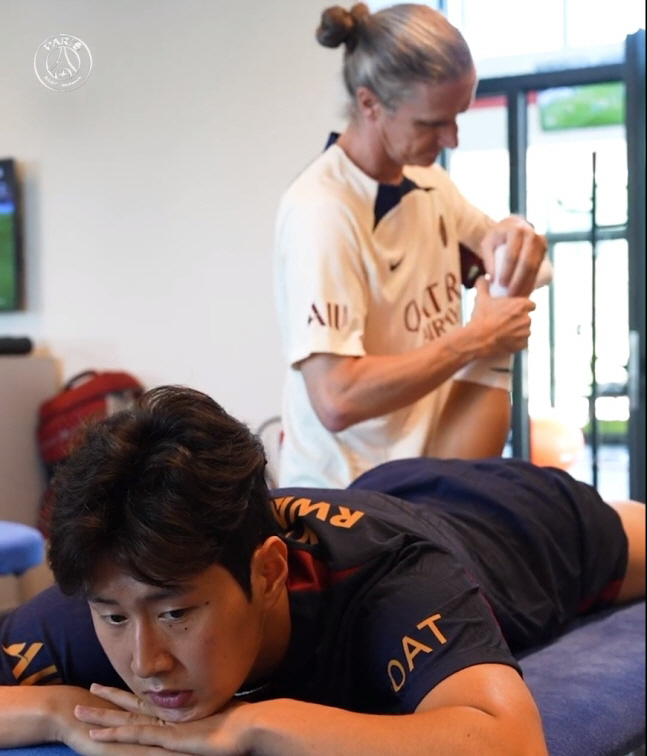 '예의 바른 한국인' KING 이강인 음주 여부까지 관심 폭발, 프랑스→…