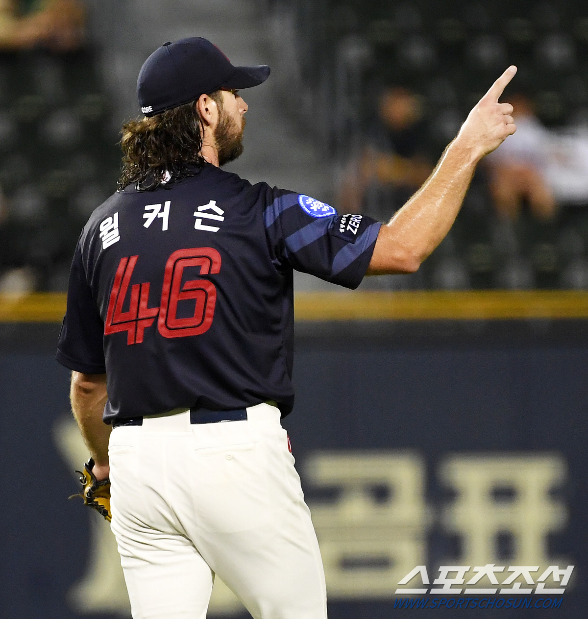 6년만의 가을야구? 선발 고민에 머리 싸맸던 롯데…새로운 '희망'이 떴다…