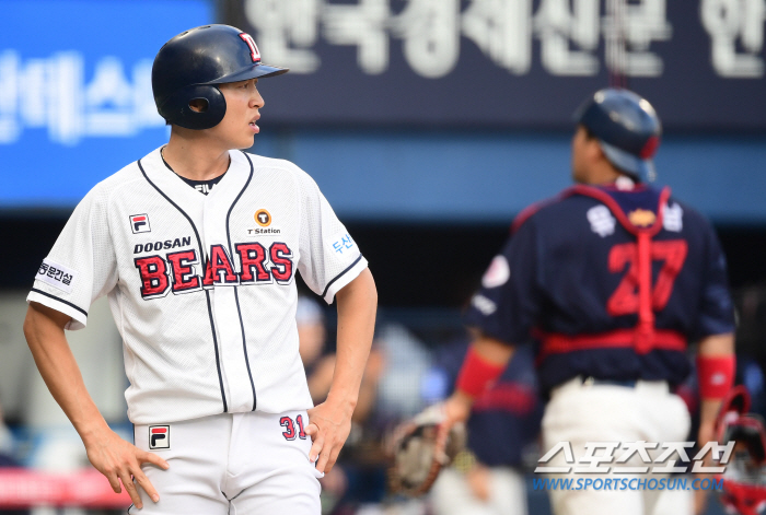 '11연승→2연패' "길어지면 안되는데…" 정수빈이 빠졌다..손목 통증 …