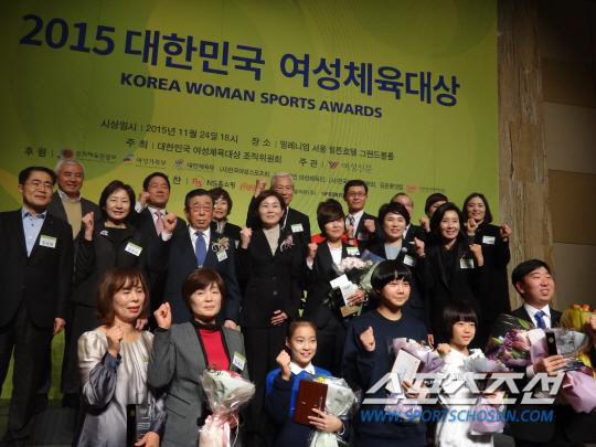 '특별한 인연'탁구신동 신유빈"지소연 언니X여축대표팀 응원해요!"