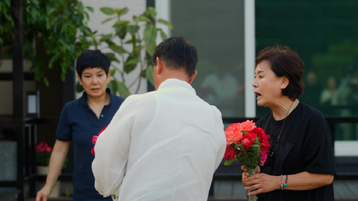 혜은이 고백 "강남 집 6채 줄줄이 경매.. 갈 데가 없어"(박원숙의 같…