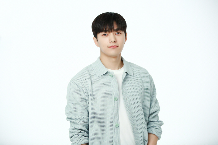 [인터뷰②] '넘버스' 김명수 "띠동갑과 해병대 생활..'다름' 이해하고…