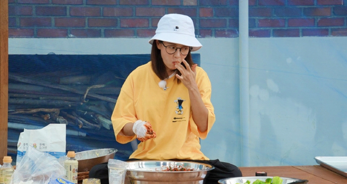 송지효, '여객선 사업가' 딸은 다르네...'큰손 FLEX'에 현장 발칵…