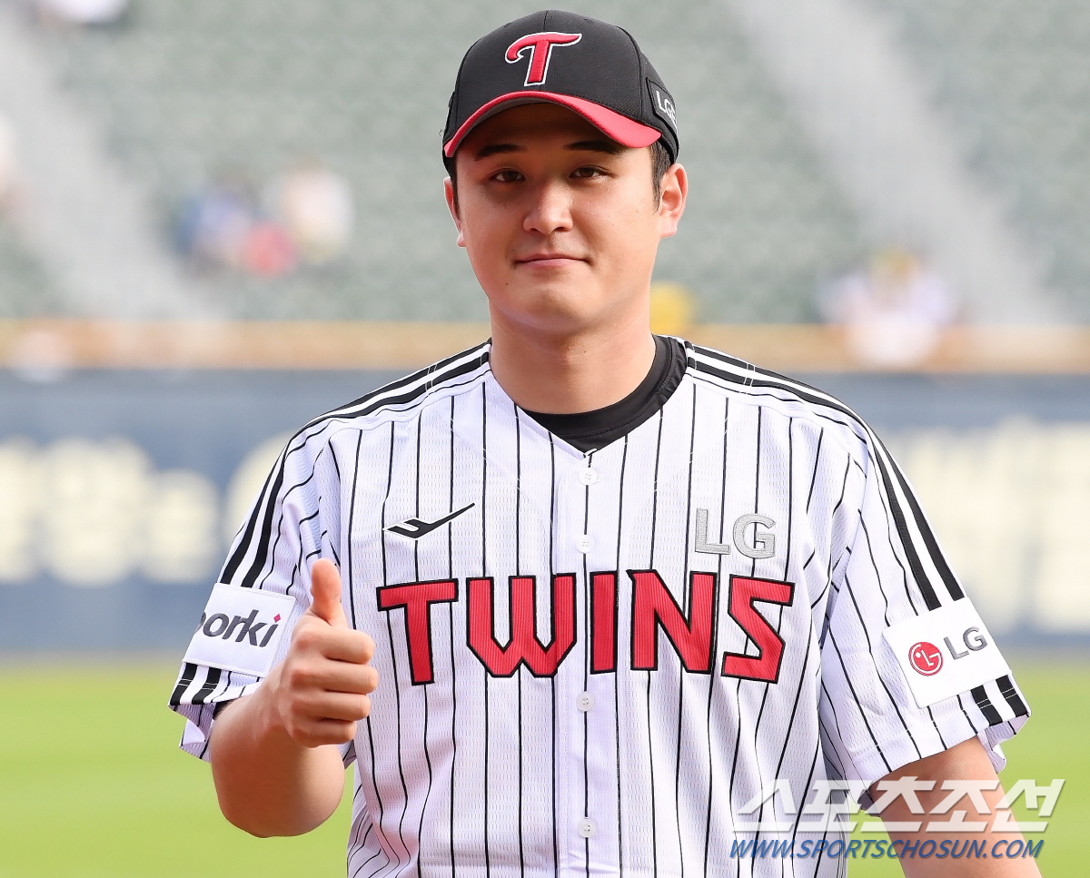 "와주셔서 감사해요" LG 팬의 환대, 임찬규는 말동무 자처...최원태 …