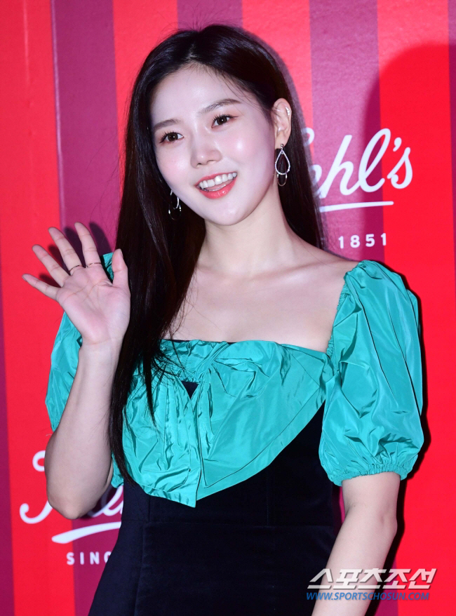 오마이걸 효정, 코로나19 확진 "격리기간 5인 체재 활동" [전문](공…