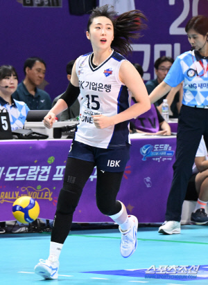 수비 보강 영입인데 최다 득점한 알짜 FA. 속사포 감독말에도 
