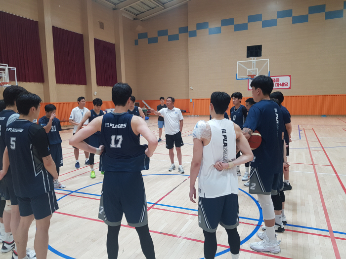 태백 전훈 KCC '크로스컨트리가 사라졌다?' 근데 왜 힘들지?…허웅 "…