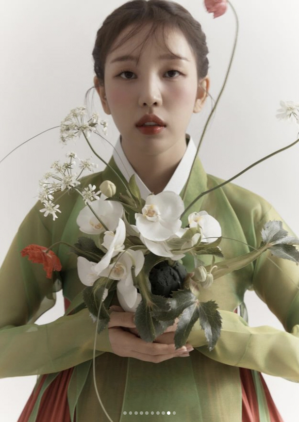 "결혼, 얼마 안남았다"..백아연, 더 예뻐진 예비신부 웨딩화보[종합]