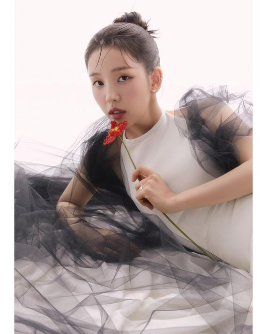 "결혼, 얼마 안남았다"..백아연, 더 예뻐진 예비신부 웨딩화보[종합]