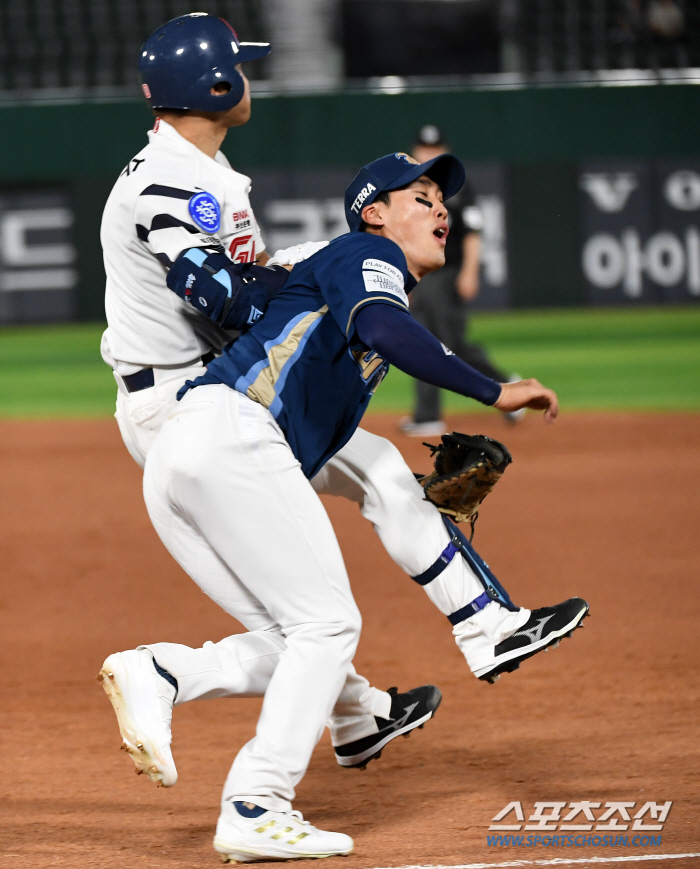 '아찔했던 충돌' 서로를 지키려다 그만...쓰러진 도태훈을 진심으로 걱정…