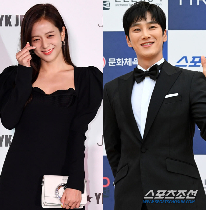 지수♥안보현, 쿨한 열애 인정...블랙핑크 첫 공개 열애 커플 [종합]