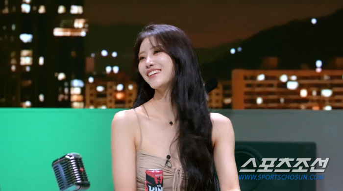 미주 '노출'에 주우재, "눈을 어디에 둬야 할지…". 미주, "그냥 봐…