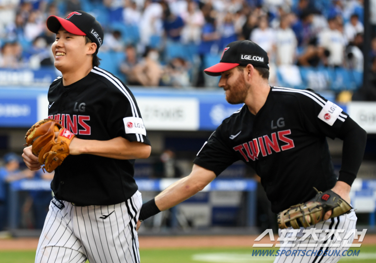 '세리머니만 보면 한국시리즈 우승' 이대형 해설위원과 한 약속 지킨 임찬…