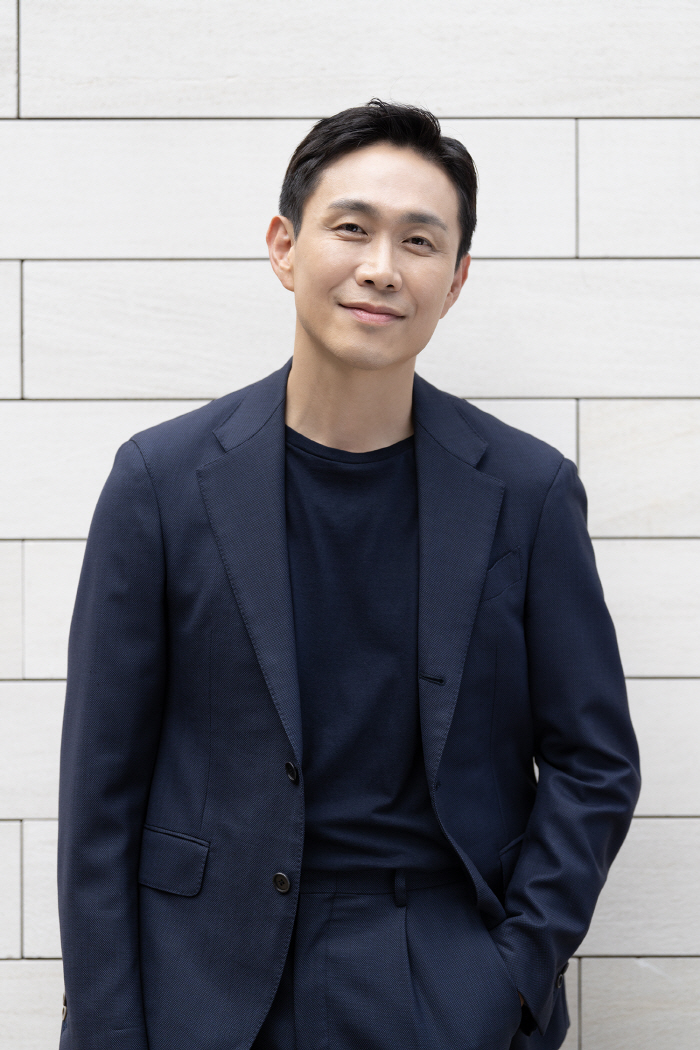 [SC인터뷰] "김은희 작가에게 또 졌어요"…'악귀' 오정세, 입대설 부…