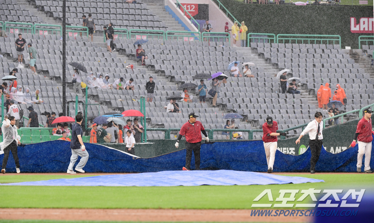 2연전 폐지+우취 적체→먼데이 베이스볼→첫 주는 No…다가올 태풍이 변수…