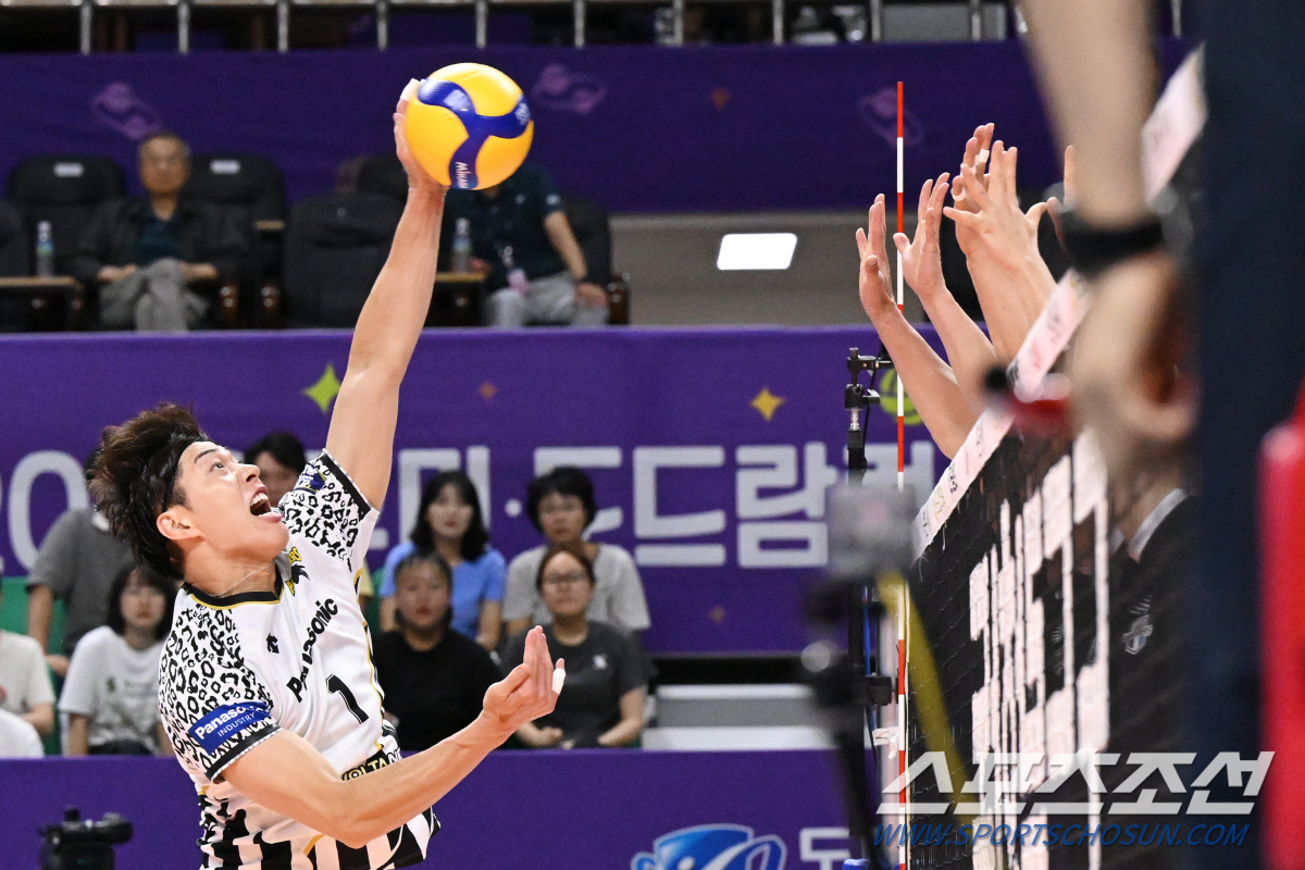국대+부상 이탈로 9명의 특공대, 올림픽 금메달 감독의 일본 프로팀에 0…