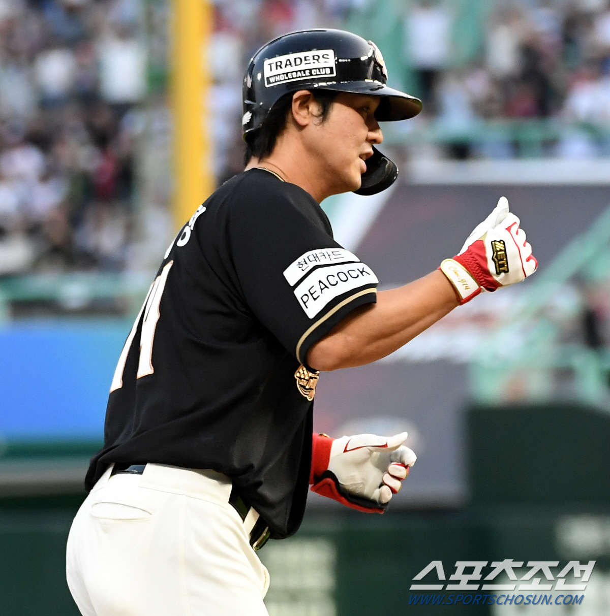 1위는 AG 나가고... 2위는 홈런감 바닥... 이대호 26홈런 이후 …