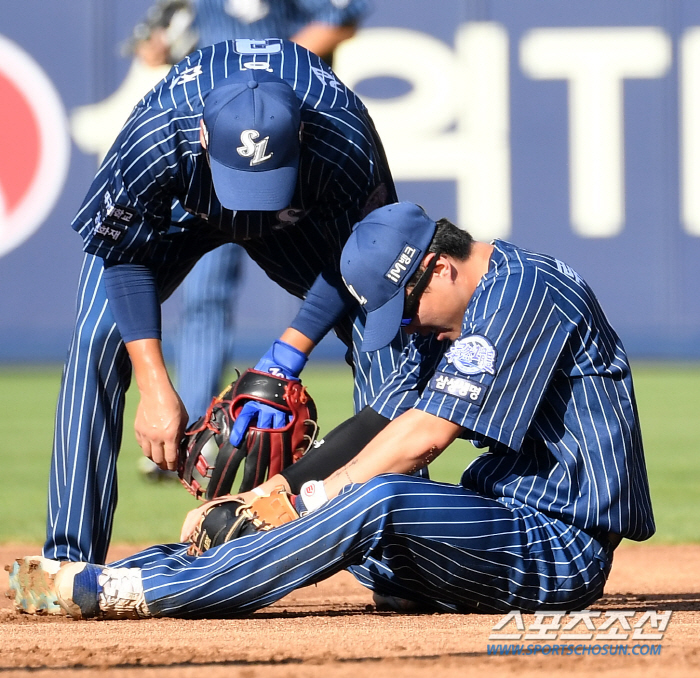 '115일 만에 올라왔는데…' 효자 이적생 강렬한 존재감 탓? 왕조 유격…