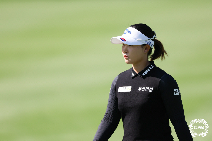 골프계 큰손 거듭난 두산건설, 첫 대회에 상금 톱랭커 총출동…초대 챔피언…