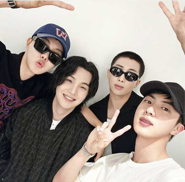 국방부, 아미들 뿔난 'BTS 잼버리 콘서트 요청'에 "소속사와 논의"