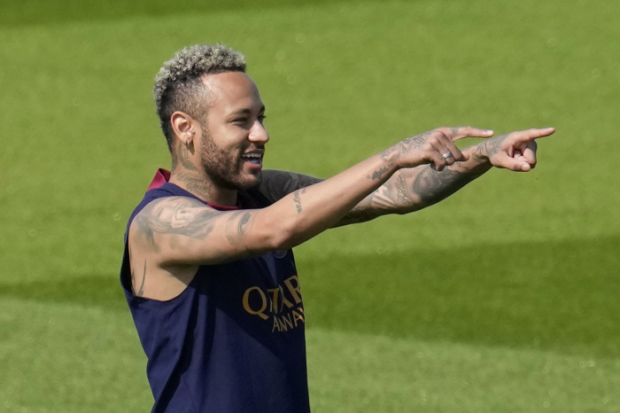 '이강인과 브로맨스 해체?' PSG, 네이마르 매각 가능성 열었다, 바르…