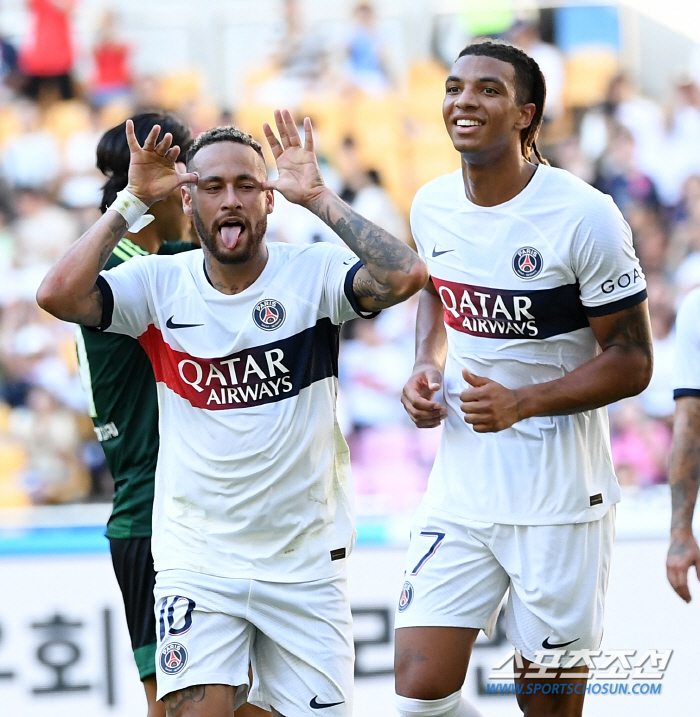 '이강인과 브로맨스 해체?' PSG, 네이마르 매각 가능성 열었다, 바르…