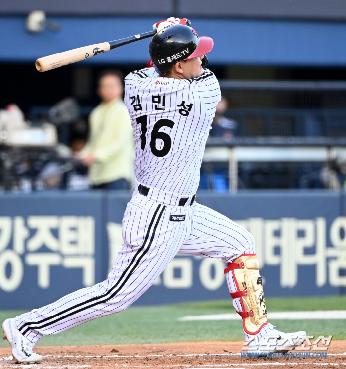 '어디 내놔도 든든' 1위 질주에 꼭 필요한 소금같은 존재. 베테랑 유틸…