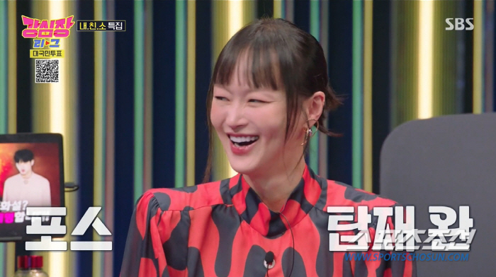 [종합]이현이, '중전골반+샤워 중 모유발사' '49금' 토크로 조회수 …