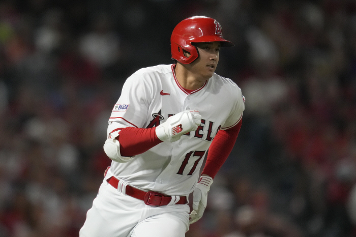 '사상 첫 2번의 만장일치 MVP' 오타니 한다면 한다, 50홈런-200…