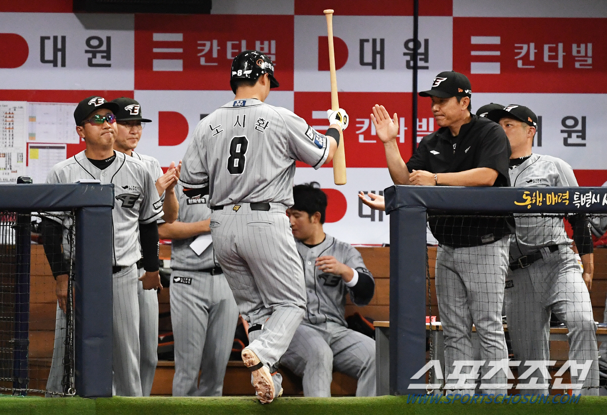 팬심이 움직였다, 23세 거포 노시환 6홈런 치고 7월 MVP, 한화 선…