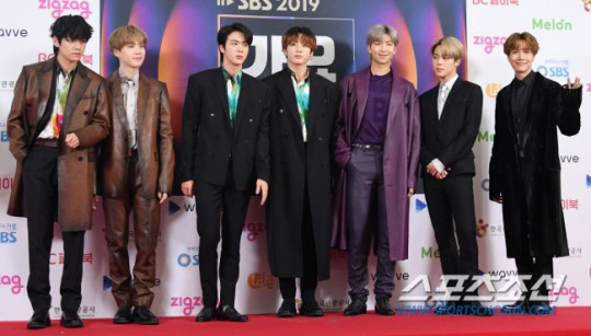 'BTS 차출 논란→태풍 우려' 잼버리 콘서트 D-2, 논란딛고 성료할까…