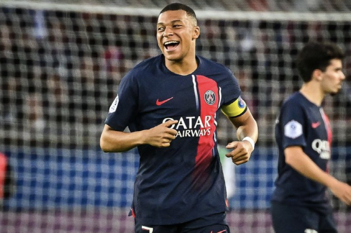'충격 엔딩' 동료 비하→2억5900만 파운드 거절, 결국 PSG 남는다