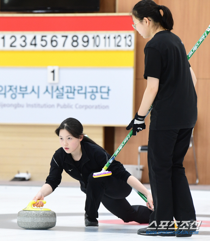 "우리도 도전!강원2024" 선수X학생X국대5G 하나된 행복컬링 '청스한…
