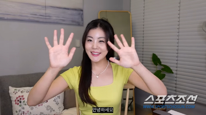 [종합]"'가슴 보이며 플러팅' 중상모략" '제니 닮은꼴' 14기 옥순,…