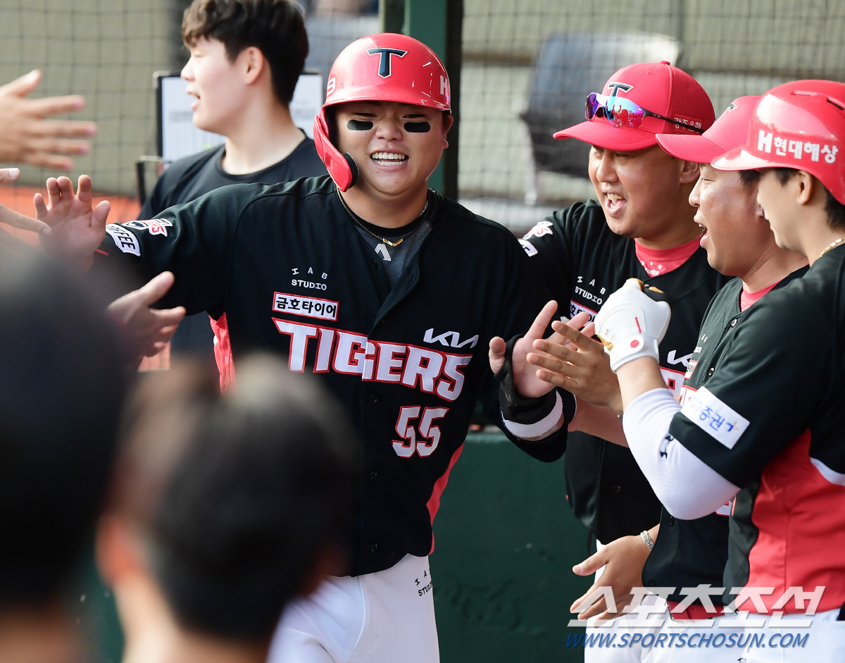 2회 5득점 빅이닝→윤영철 8승 실패→필승조 임기영 강림…KIA, 롯데에…
