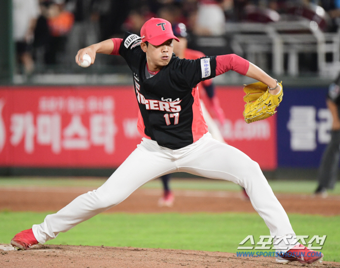 "임기영 2⅓이닝 퍼펙트!" ERA 2.44 믿을맨 대활약…사령탑의 만족…