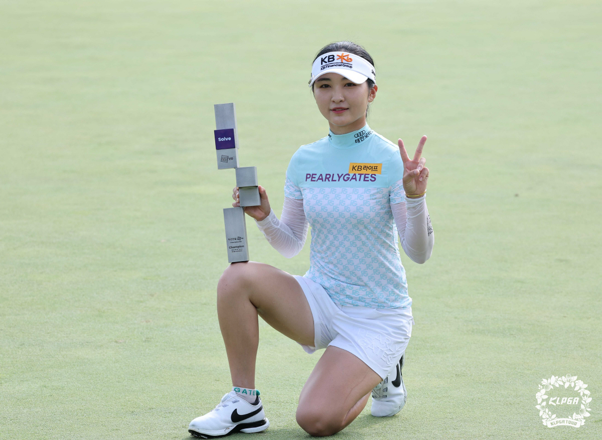 '4개월 만에 다승→상금랭킹 1위 등극' 이예원 "올 시즌 목표는 대상 …