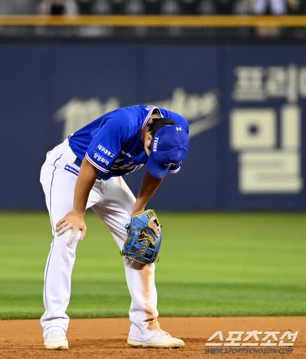 '전경기 출전 중' 이재현, 몸 날린 호수비로 와이드너 구한 뒤 극심한 …