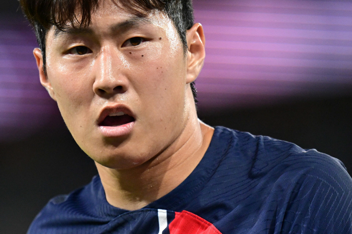 '성공적인 데뷔, 평점 7.4점' 이강인 선발 82분+세트피스 1옵션+패…