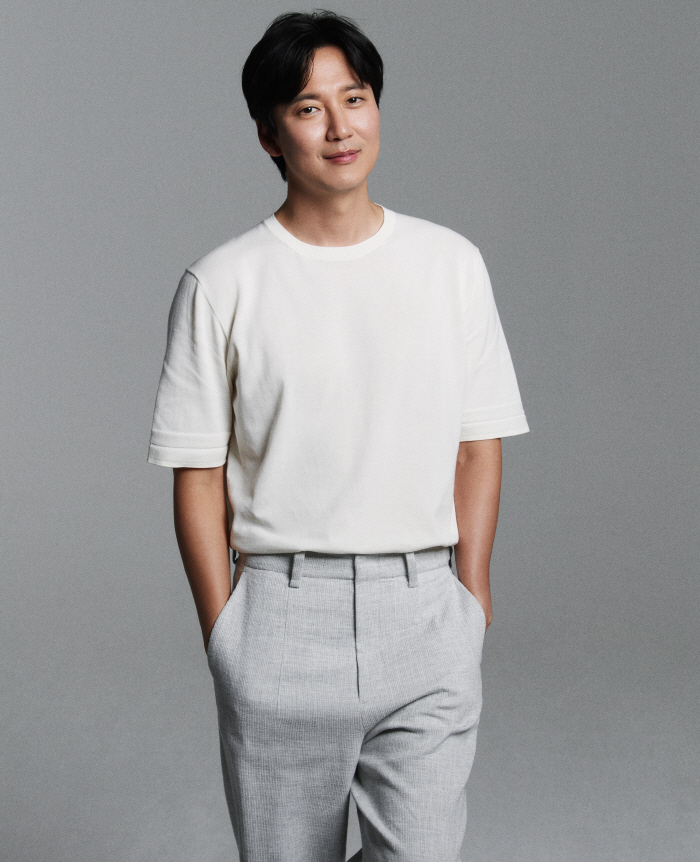 [SC인터뷰] "이정재X정우성 감독 스타일 달라"…'보호자' 김남길이 밝…