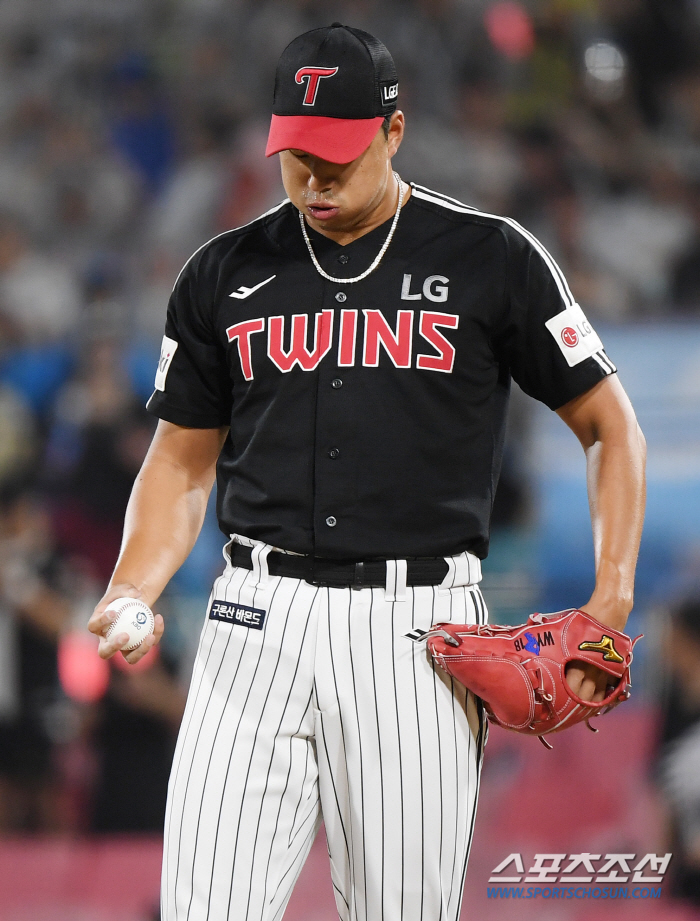 LG 필승조 시즌 두번째 1군 말소, 왜? NC 주전 포수도 끝내 제외