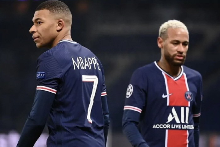 '충격' PSG 2억5900만 파운드 스타 불화설, 메시→네이마르 이적 …