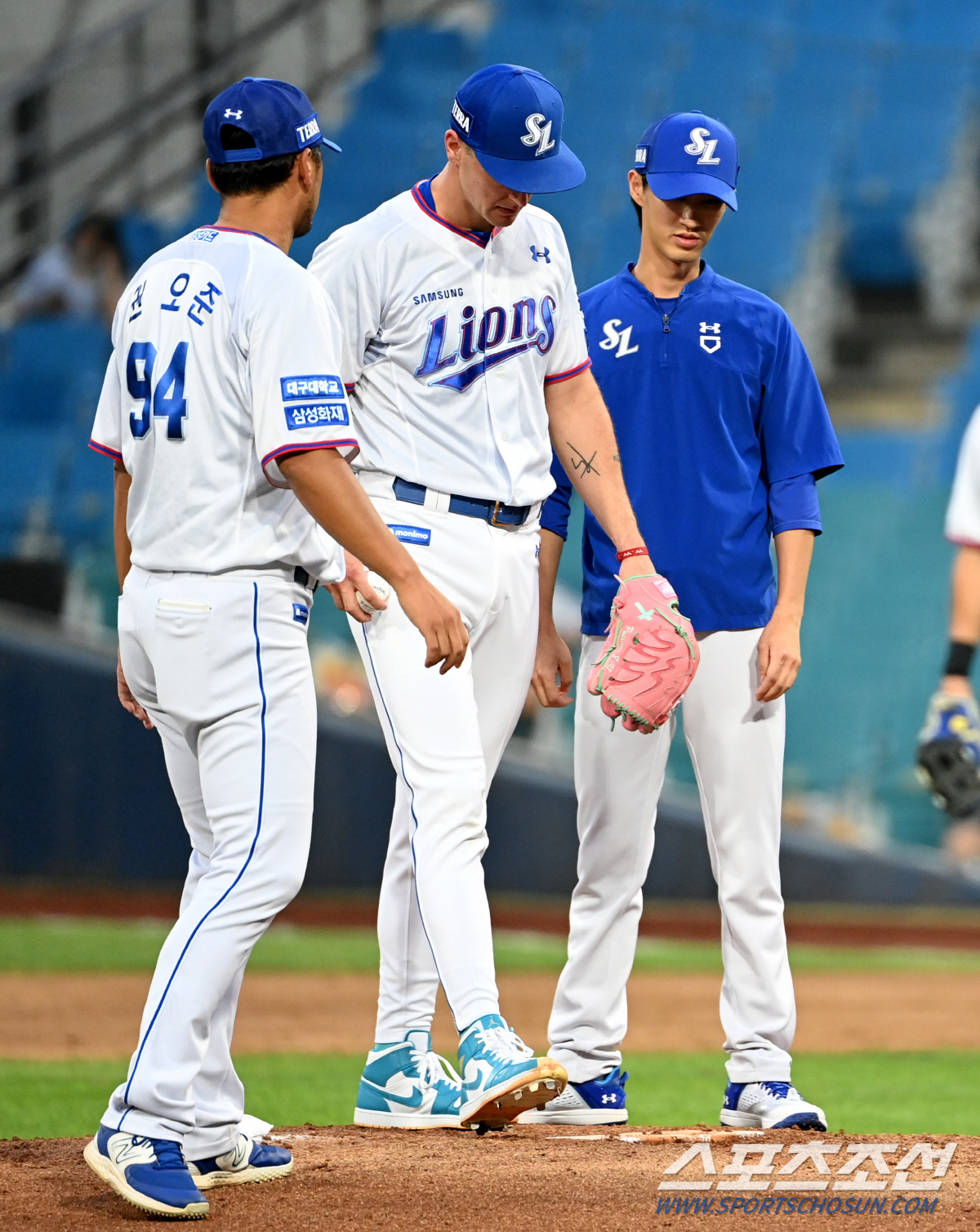 '127구→4일 휴식' 무리였나, 뷰캐넌, LG전 2이닝 24구 만에 목…