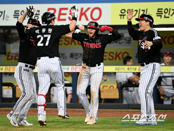 박동원, 11타수무안타 김대우 상대 첫 안타가 짜릿한 역전 그랜드슬램..…
